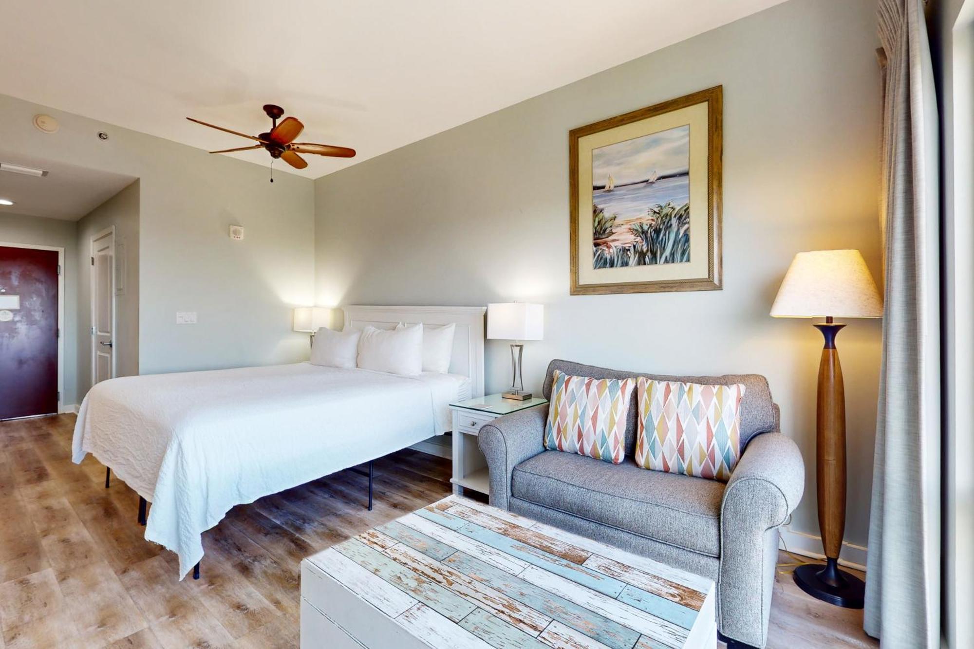 Luau Condos II Destin Room photo